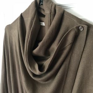 Cute and Comfy Zara Knit Wrap Sweater!